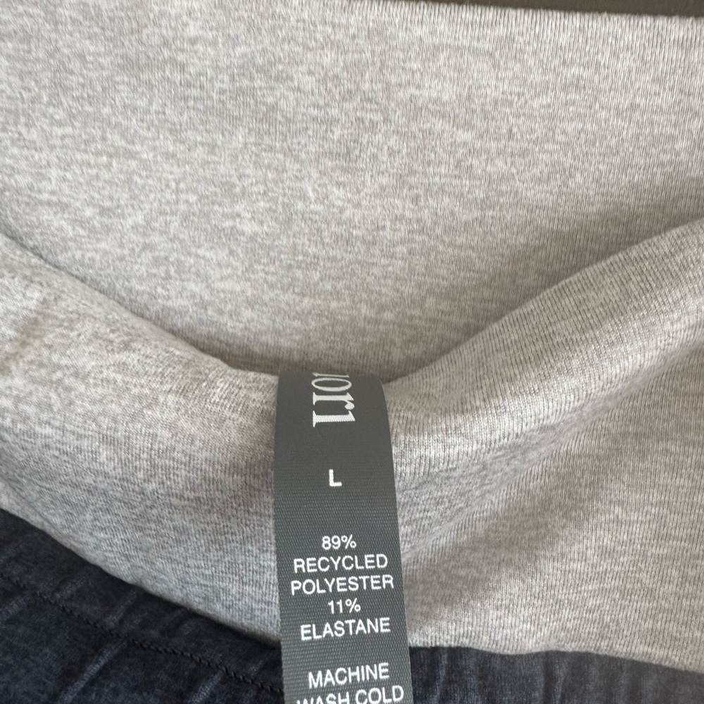 VIORI SWEATS - Picture 4 of 5